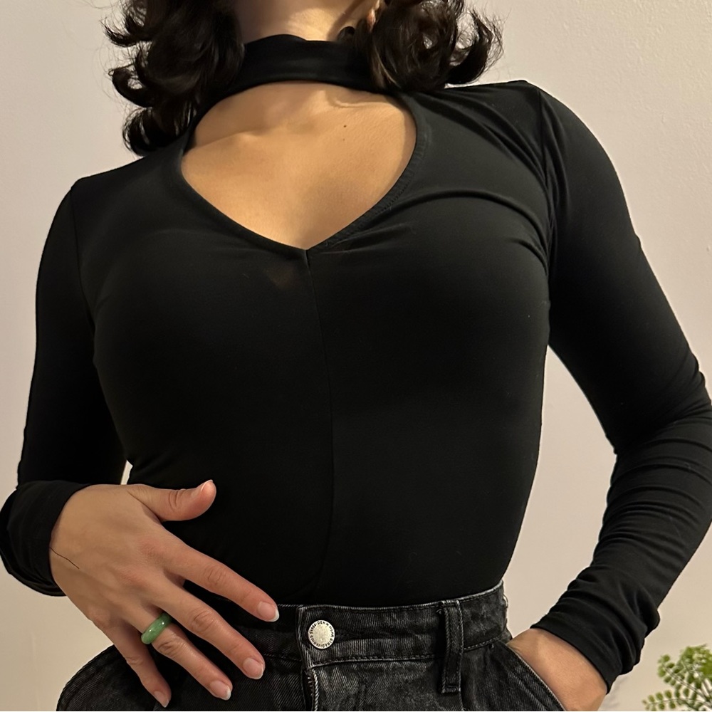 Choker Neck Long Sleeve Top